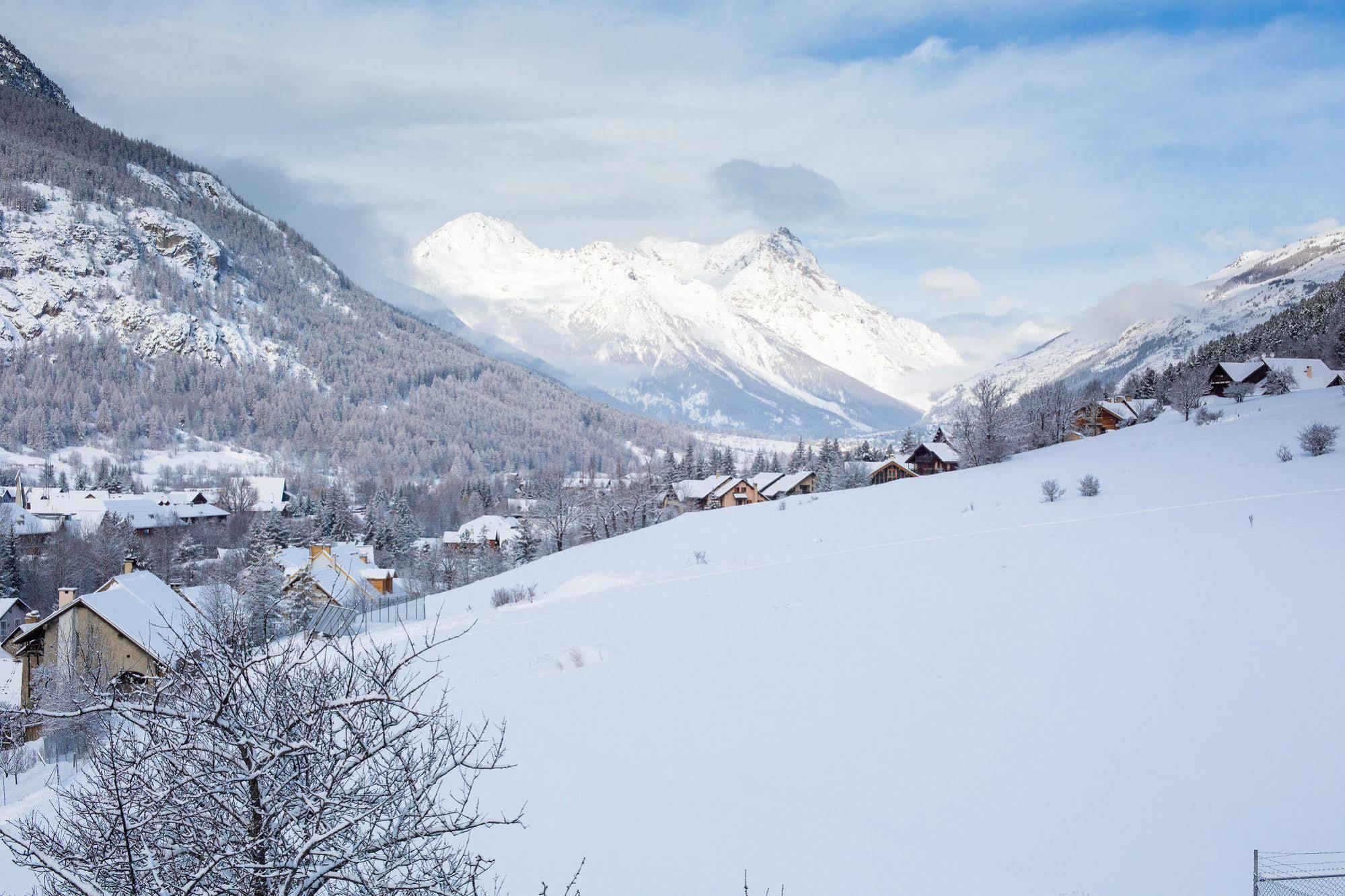 Langley Hotel La Vieille Ferme La Salle-les-Alpes Luaran gambar