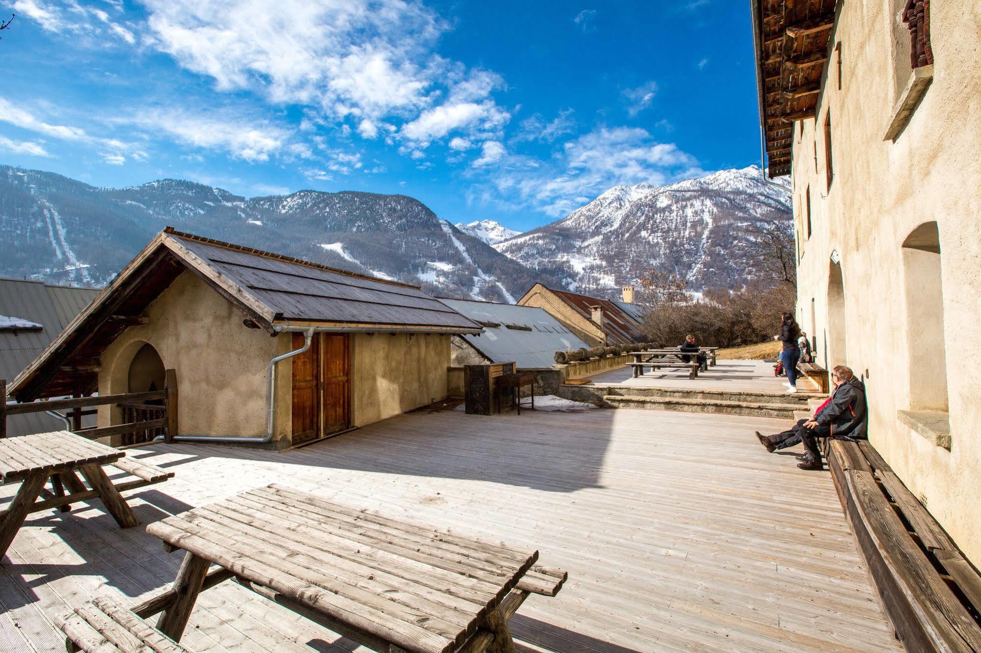 Langley Hotel La Vieille Ferme La Salle-les-Alpes Luaran gambar